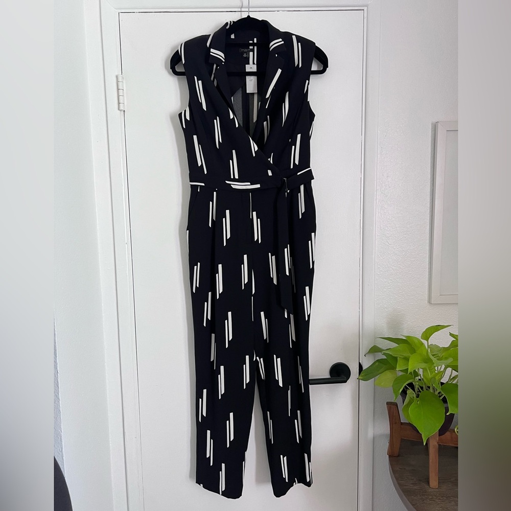 NWT jumpsuit with pockets!!!!